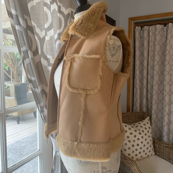 Bebe Camel Faux Shearling/Suede Vest - Picture 5 of 8